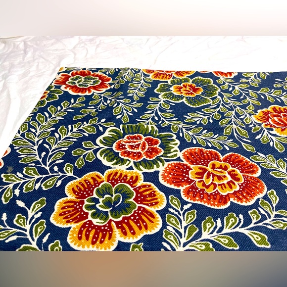 Pottery Barn Vintage Floral Linen Lumbar Pillow Cover, 16X26” - Picture 6 of 8